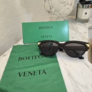 $525 Bottega Veneta BV1035S Black & Gold Cat Eye Sunglasses